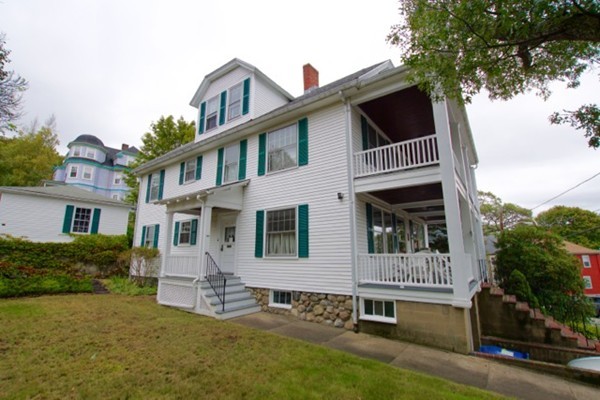 122 Bellevue Road Lynn, MA 01904 - Photo 5 of 30 Gallery Image 5