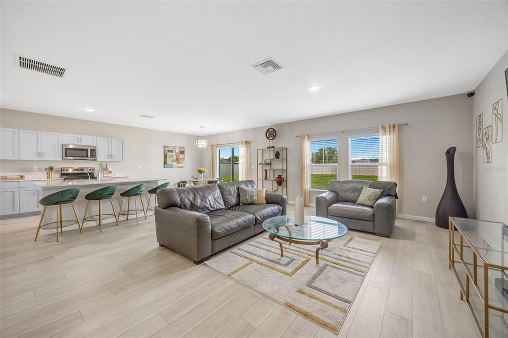 7571 Freesia Trace Wesley Chapel, FL 33545 - Photo 15 of 50
