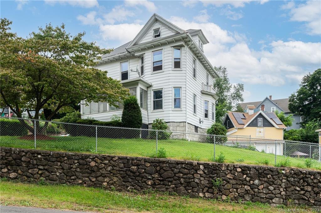 26 Aurora Street Waterbury, CT 06708 - Photo 1 of 1 Gallery Image 1