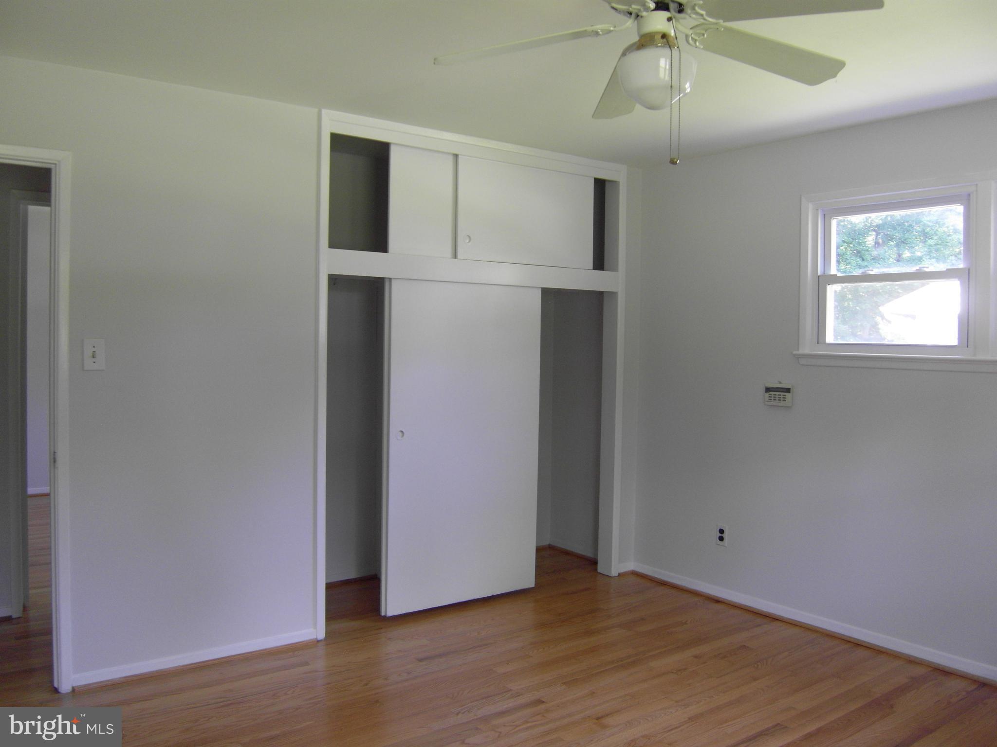 7601 Gresham Street Springfield, VA 22151 - Photo 6 of 27 Master bed