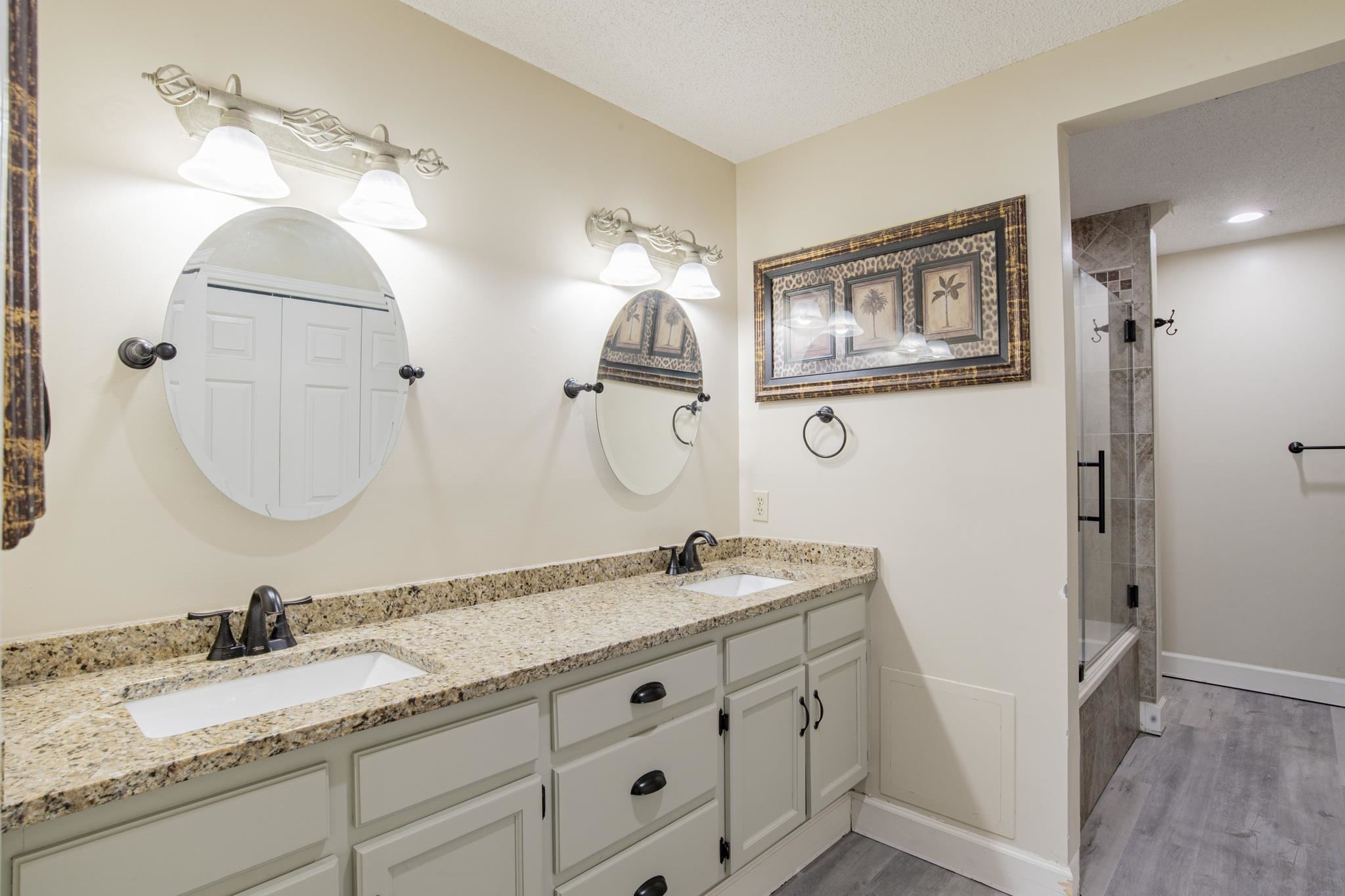 129 Lakeview Loop Daphne, AL 36526 - Photo 20 of 28 Master Bath