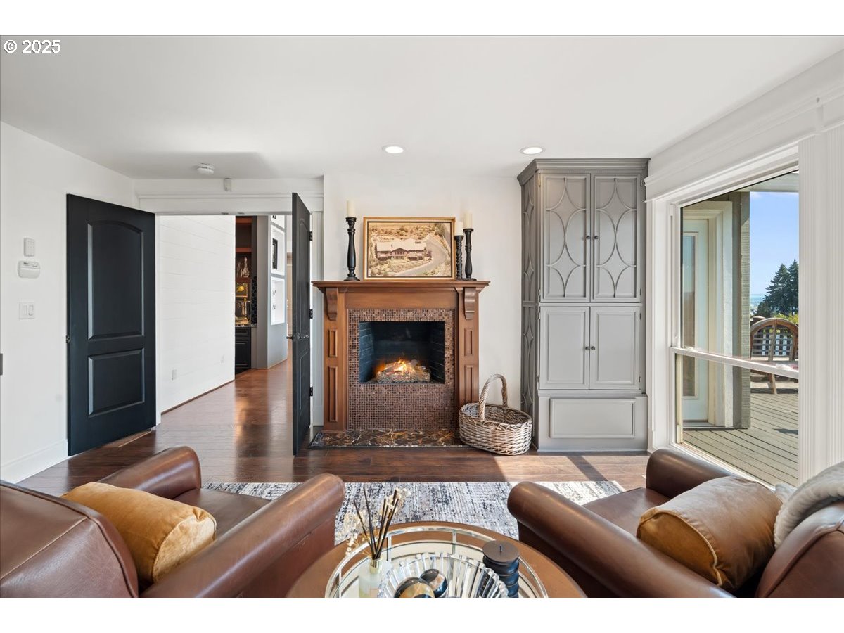 8014 Southeast Middle Way Vancouver, WA 98664 - Photo 17 of 47 a living room with furniture and a fireplace