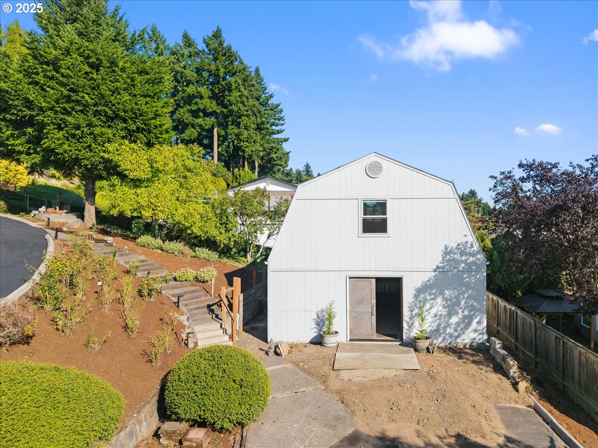 8014 Southeast Middle Way Vancouver, WA 98664 - Photo 42 of 47 a front view of a house with a yard
