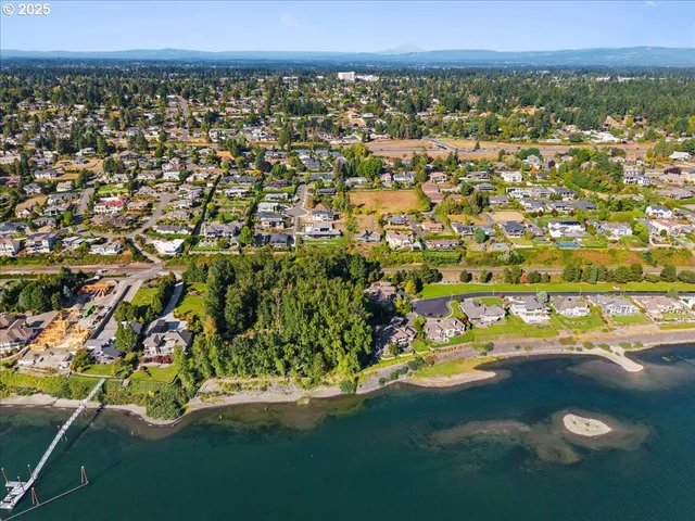 $1,250,000 | 8014 Southeast Middle Way, Vancouver, WA 98664
