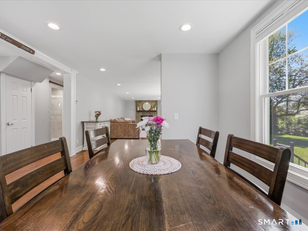 131 Oronoque Road Milford, CT 06461 - Photo 9 of 40