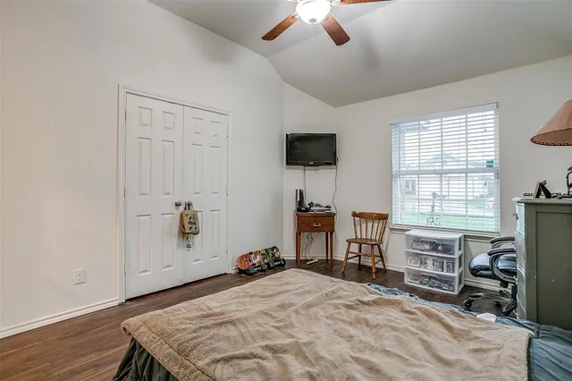 $279,000 | 228 Lovers Path Drive, Springtown, TX 76082