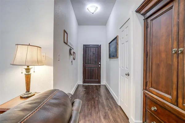 $274,900 | 228 Lovers Path Drive, Springtown, TX 76082