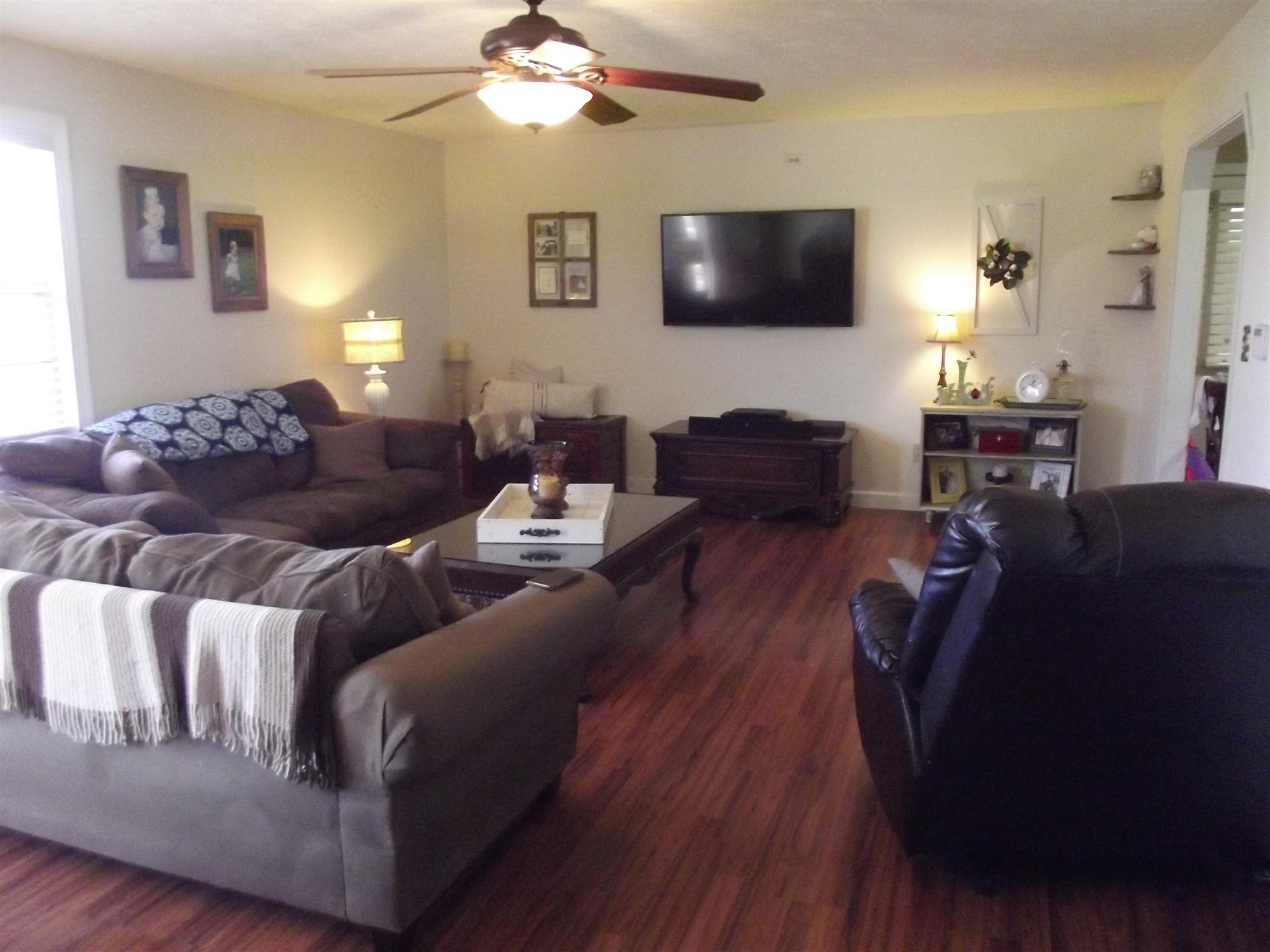 1190 Snell Road Lewisburg, TN 37091 - Photo 2 of 12 Gallery Image 2