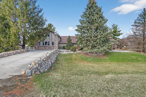 $499,000 | 5992 Palisades Parkway, Rockford, IL 61109