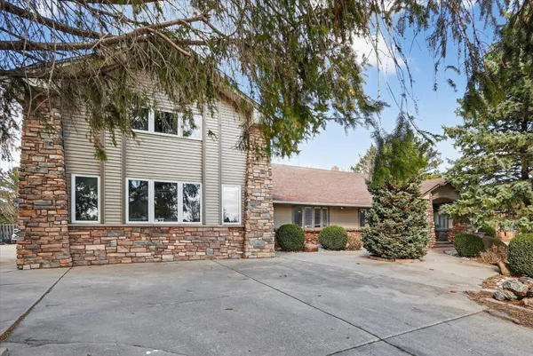 $499,000 | 5992 Palisades Parkway, Rockford, IL 61109