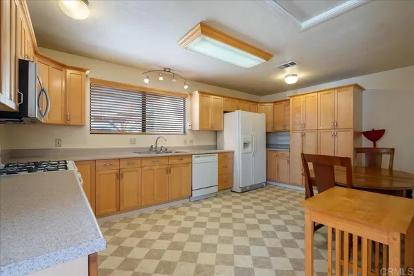 $1,249,000 | 1186-1188 East Lexington Avenue, El Cajon, CA 92019