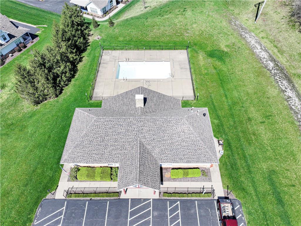 364 Saddlebrook Road Gibsonia, PA 15044 - Photo 31 of 39 Club House & Pool