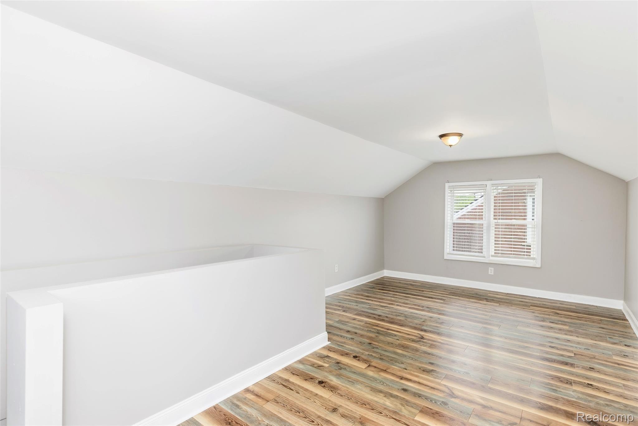 5242 Alter Road Detroit, MI 48224 - Photo 15 of 29 5242 Alter Rd-14.jpg