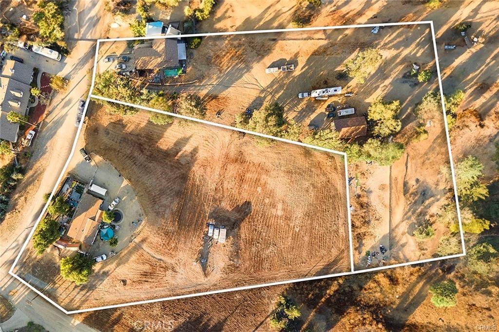 40480 Carrigan Road Murrieta, CA 92562 - Photo 4 of 8 a view of a balcony