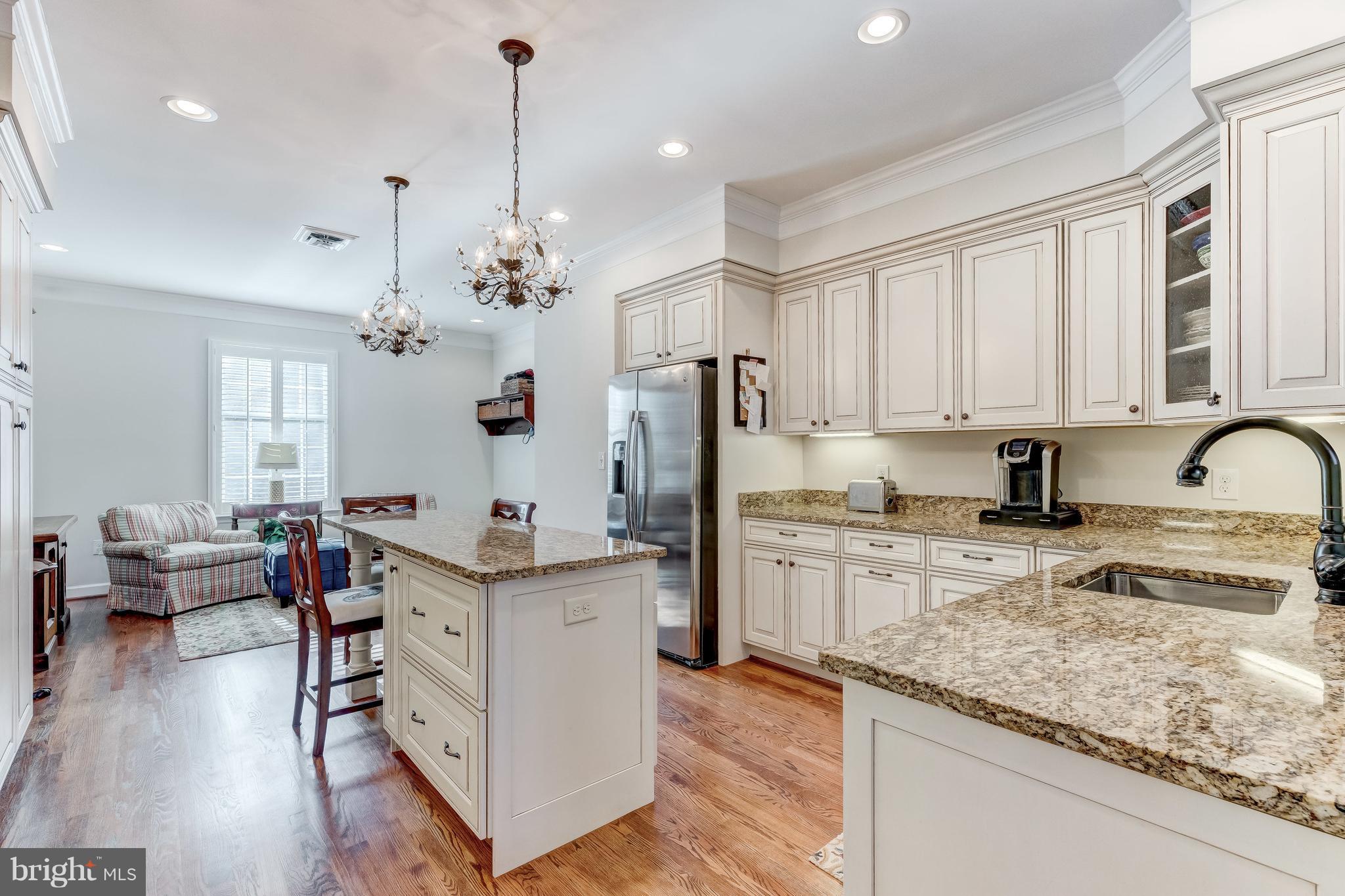 1722 Killington Road Towson, MD 21204 - Photo 8 of 28 Kitchen
