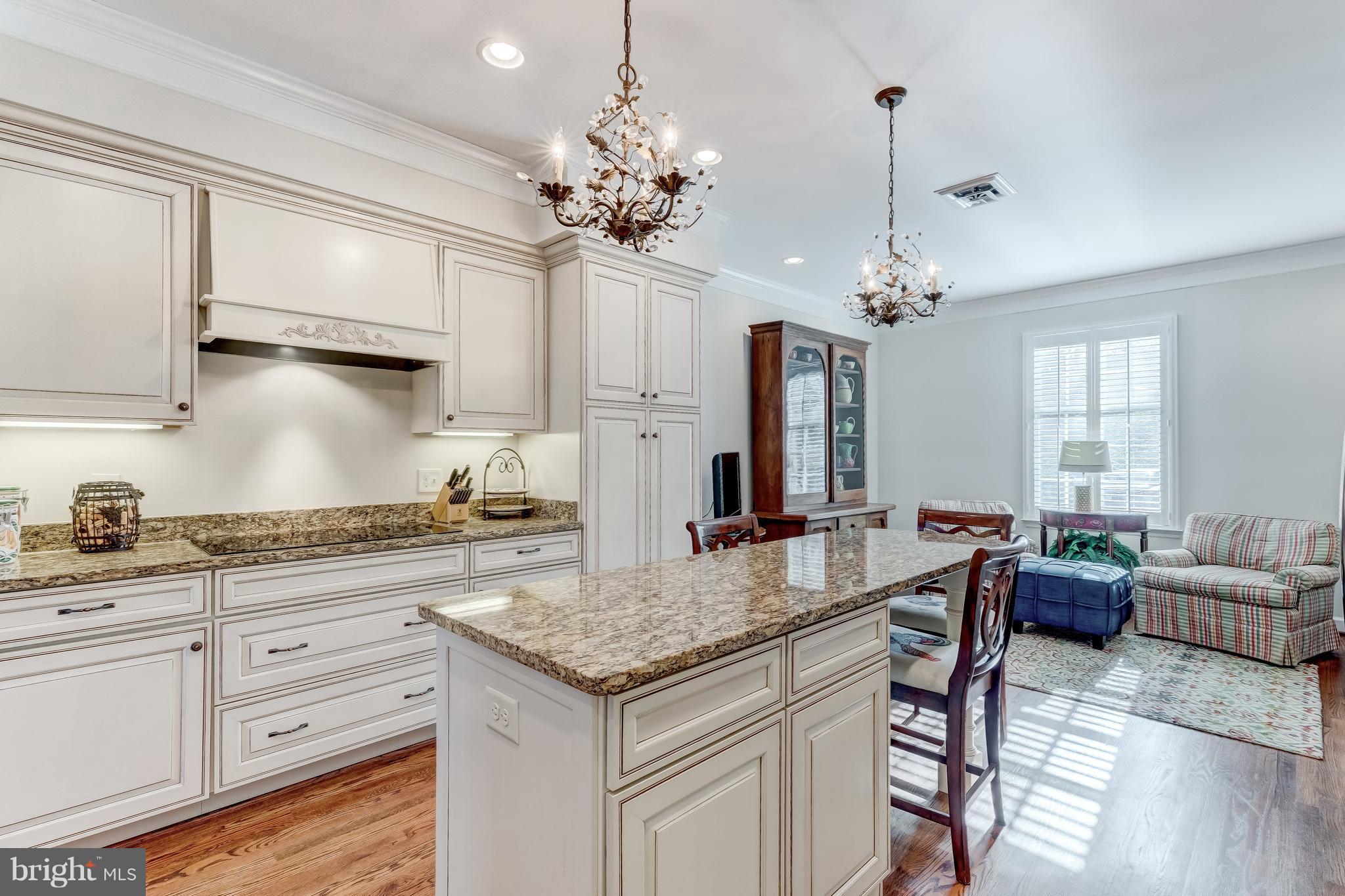 1722 Killington Road Towson, MD 21204 - Photo 9 of 28 Kitchen