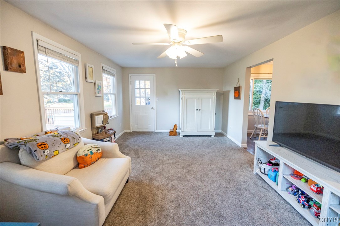7749 Cecilia Road Cicero, NY 13039 - Photo 14 of 50 Family Rm