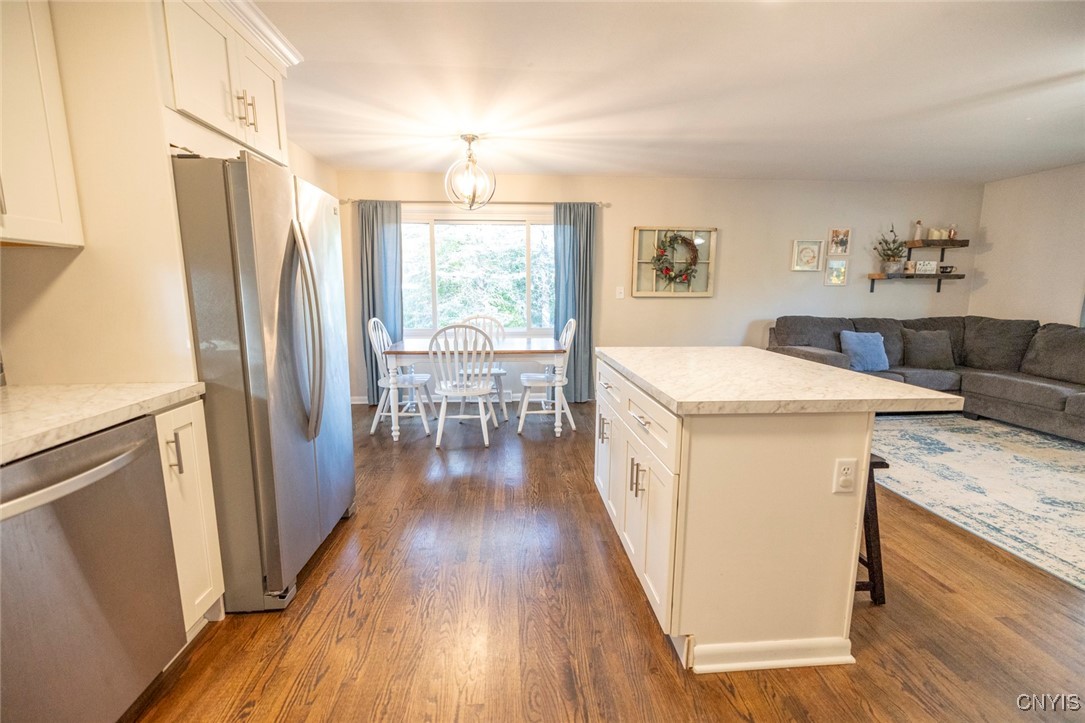 7749 Cecilia Road Cicero, NY 13039 - Photo 6 of 50 Kitchen & Dining