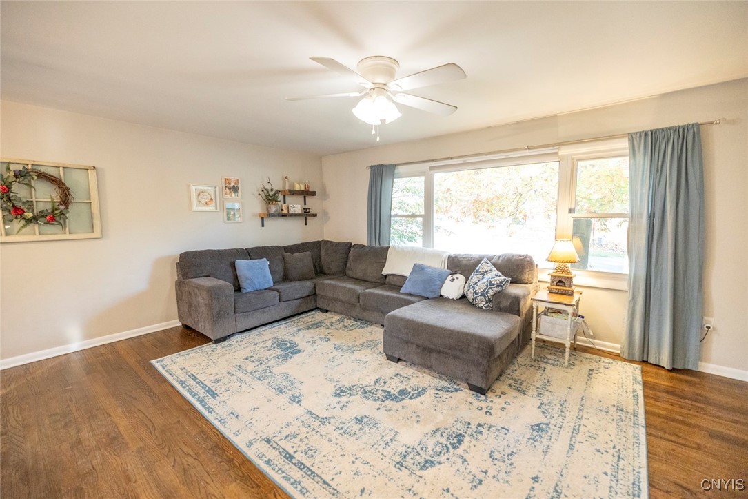 7749 Cecilia Road Cicero, NY 13039 - Photo 8 of 50 Living Rm