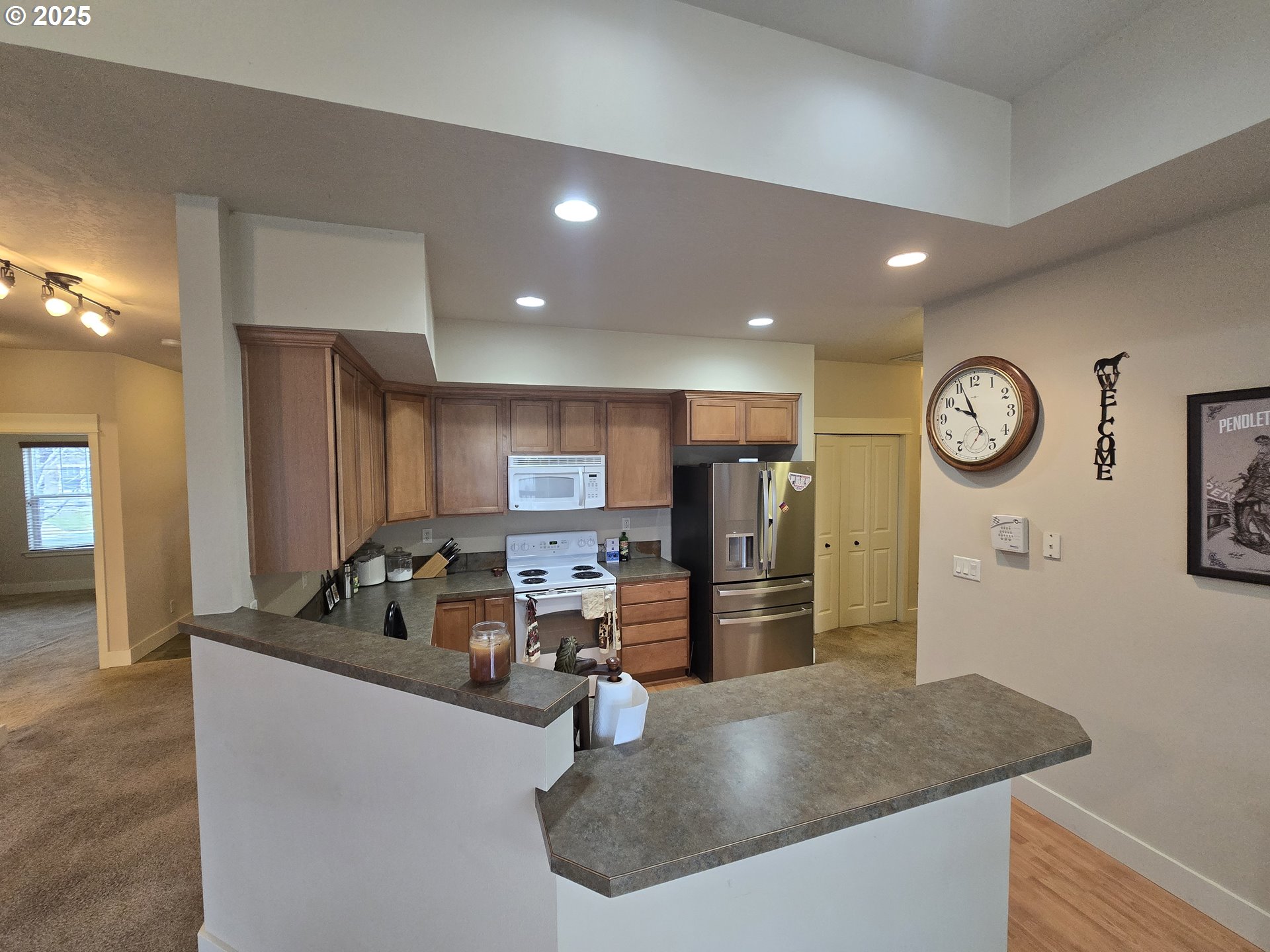 2248 Northwest Overlook Drive Hermiston, OR 97838 - Photo 6 of 22