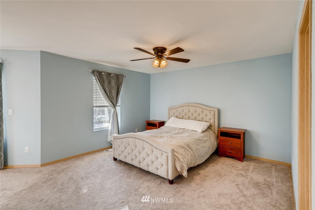 18253 168th Way Southeast Renton, WA 98058 - Photo 14 of 25 Gallery Image 14