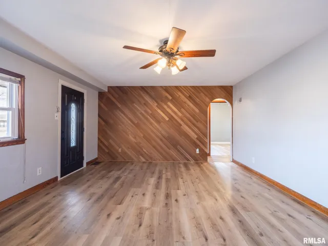 $114,900 | 1419 Earl Street, Pekin, IL 61554