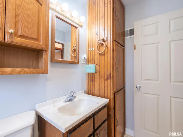 $114,900 | 1419 Earl Street, Pekin, IL 61554