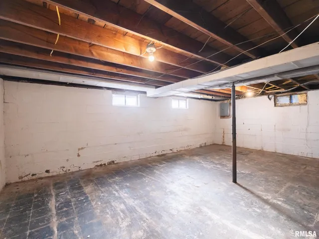 $114,900 | 1419 Earl Street, Pekin, IL 61554