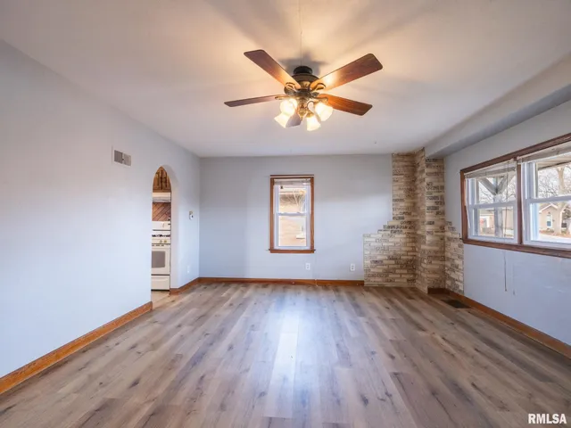 $114,900 | 1419 Earl Street, Pekin, IL 61554