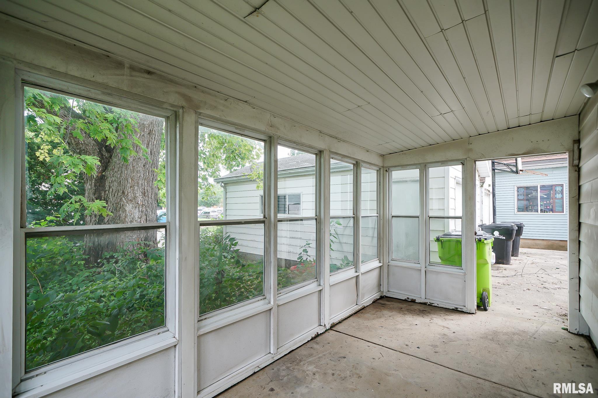 609 Walnut Street Washington, IL 61571 - Photo 46 of 48 Gallery Image 46