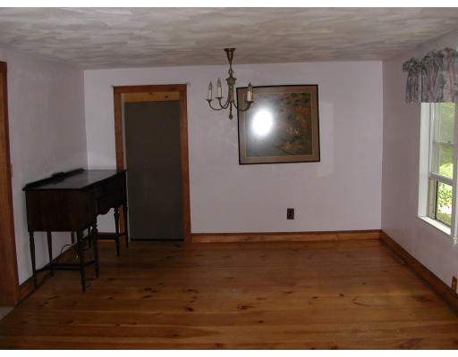 104 Hanlon Road Holliston, MA 01746 - Photo 8 of 11 Gallery Image 8