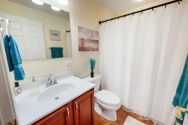 $929,900 | 1052 La Casa Court, Moneta, VA 24121