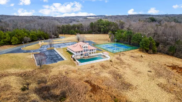 $929,900 | 1052 La Casa Court, Moneta, VA 24121