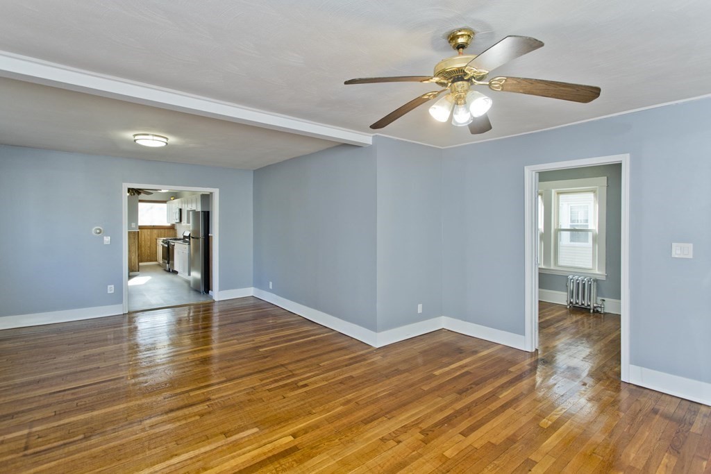 62-64 Draper Street Springfield, MA 01108 - Photo 4 of 24