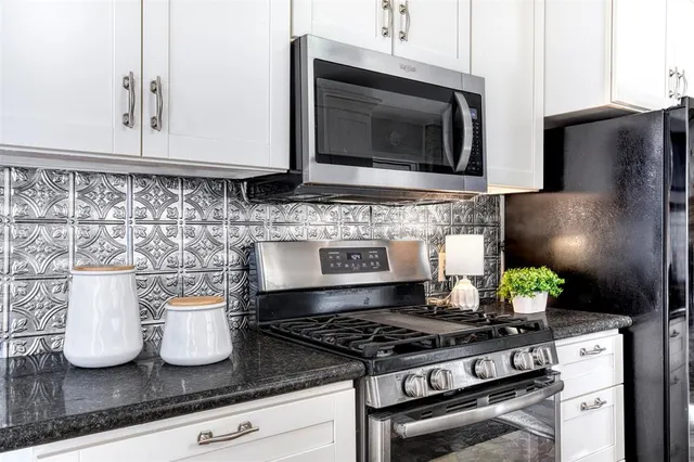 $330,000 | 521 Val Oak Court, Hurst, TX 76053