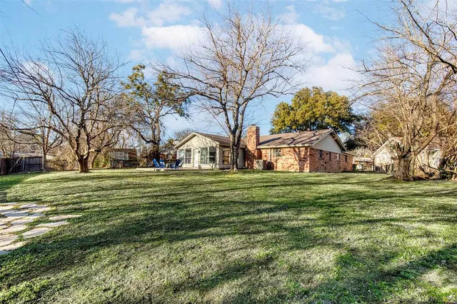 $330,000 | 521 Val Oak Court, Hurst, TX 76053