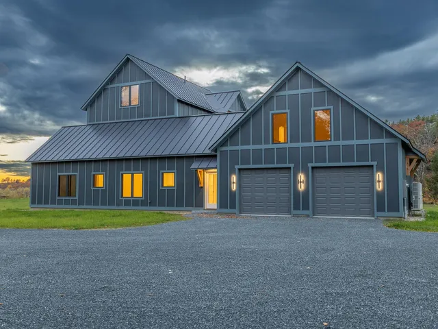 $2,495,000 | 30 Farr Road, Chesterfield, NH 03466