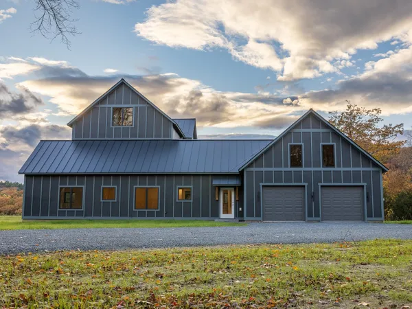 $2,495,000 | 30 Farr Road, Chesterfield, NH 03466