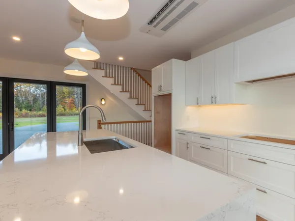 $2,495,000 | 30 Farr Road, Chesterfield, NH 03466