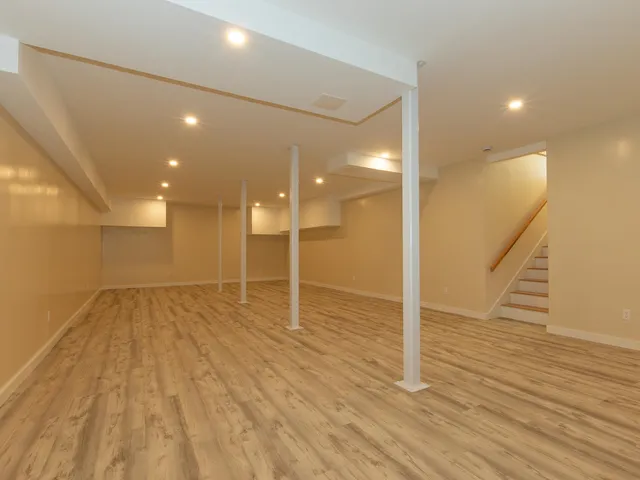 $2,495,000 | 30 Farr Road, Chesterfield, NH 03466