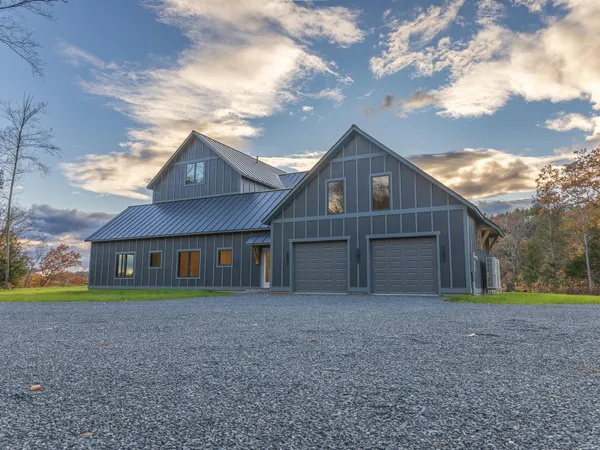 $2,495,000 | 30 Farr Road, Chesterfield, NH 03466