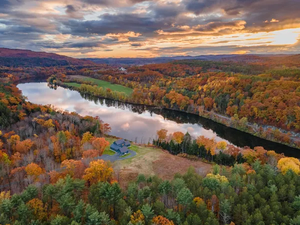 $2,495,000 | 30 Farr Road, Chesterfield, NH 03466