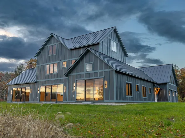 $2,495,000 | 30 Farr Road, Chesterfield, NH 03466