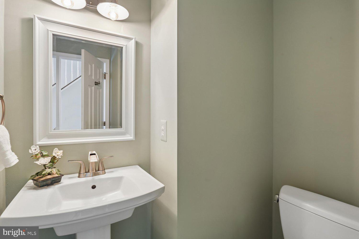 306 Beckwith Street Gaithersburg, MD 20878 - Photo 26 of 62 Updated main level powder room