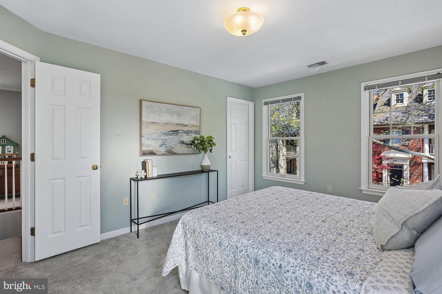 306 Beckwith Street Gaithersburg, MD 20878 - Photo 30 of 62 Primary suite with walk-in closet