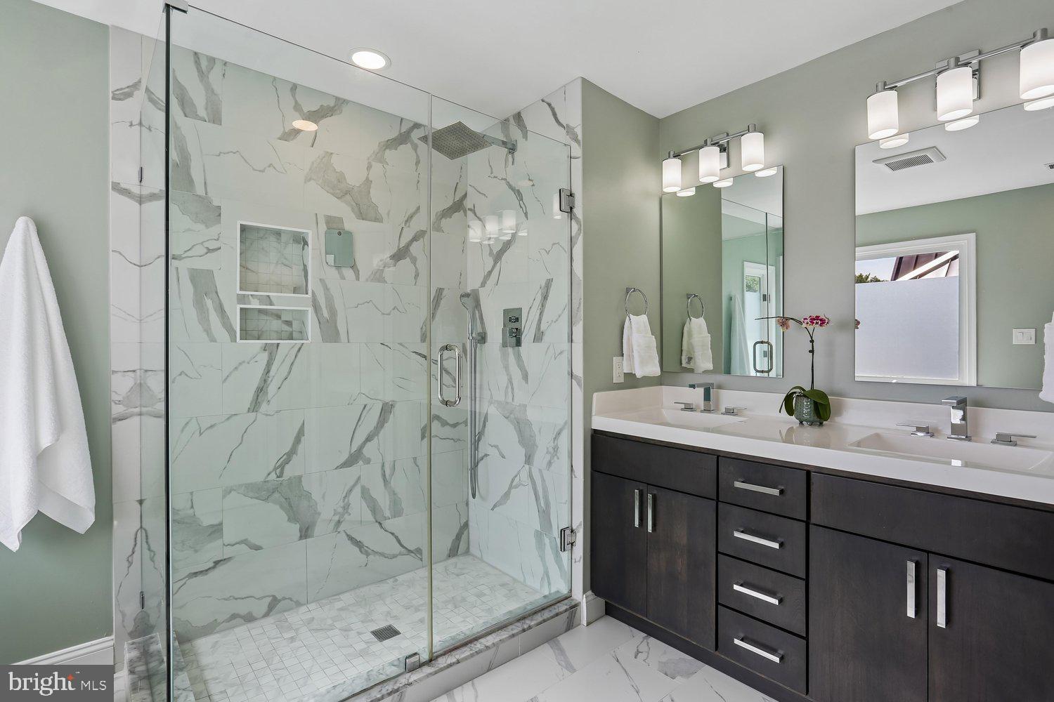 306 Beckwith Street Gaithersburg, MD 20878 - Photo 33 of 62 Double-sink vanity