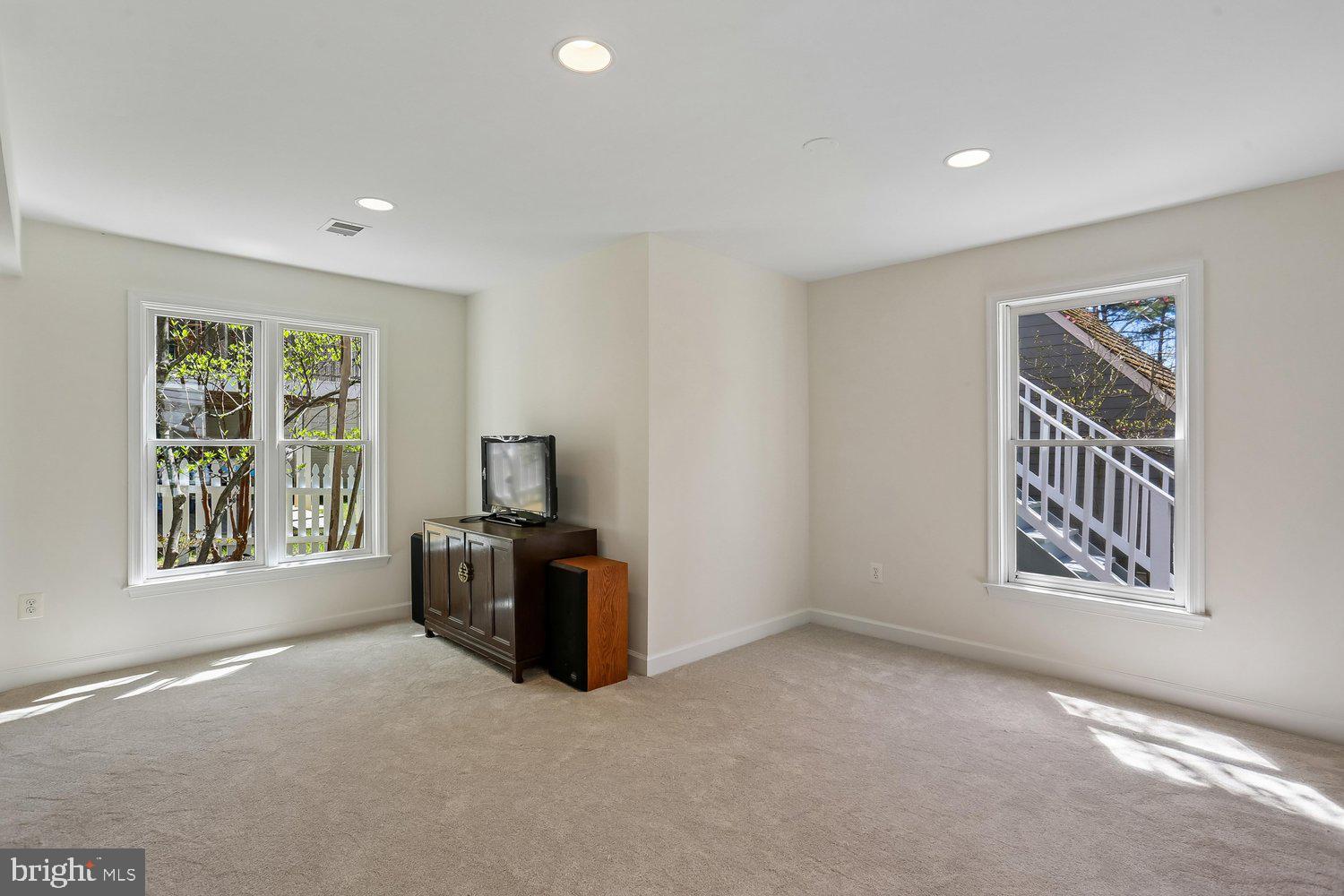 306 Beckwith Street Gaithersburg, MD 20878 - Photo 47 of 62 Light-filled lower level