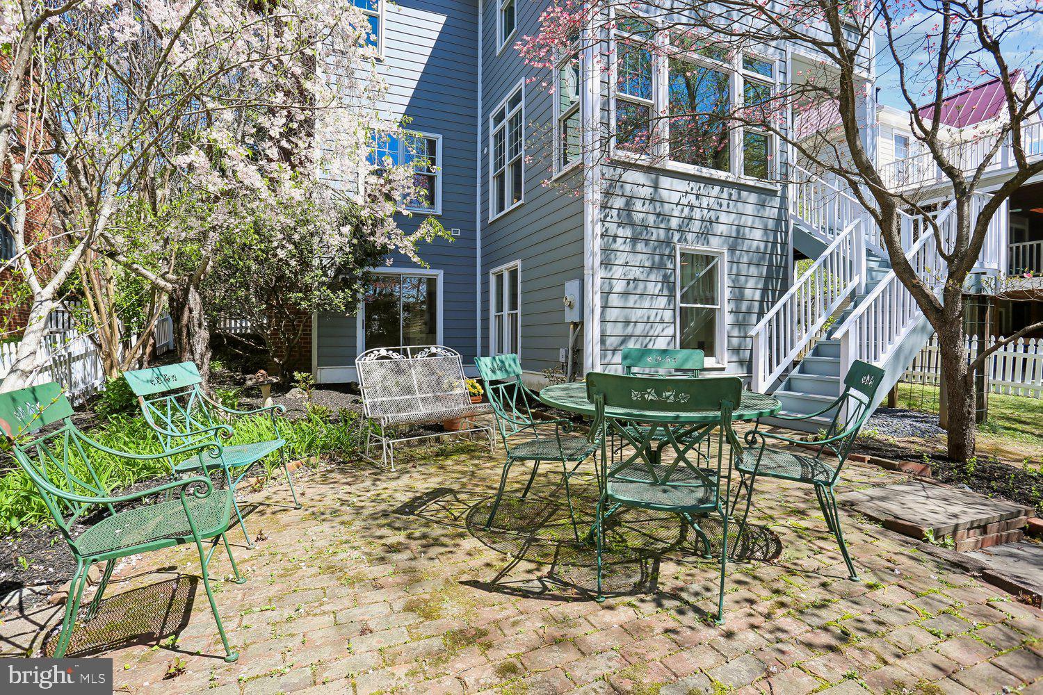 306 Beckwith Street Gaithersburg, MD 20878 - Photo 56 of 62 Patio for outdoor dining & relaxing