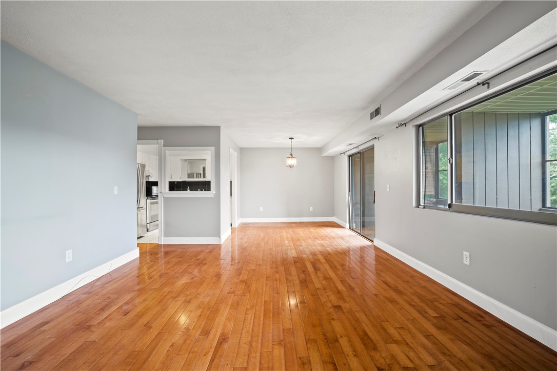 196 Old River Road, Unit 5F Lincoln, RI 02865 - Photo 10 of 21