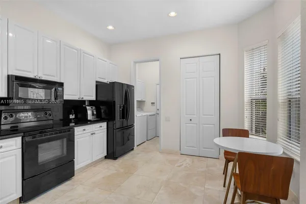 $6,900 | 896 Spinnaker Drive, Unit 896, Hollywood, FL 33019